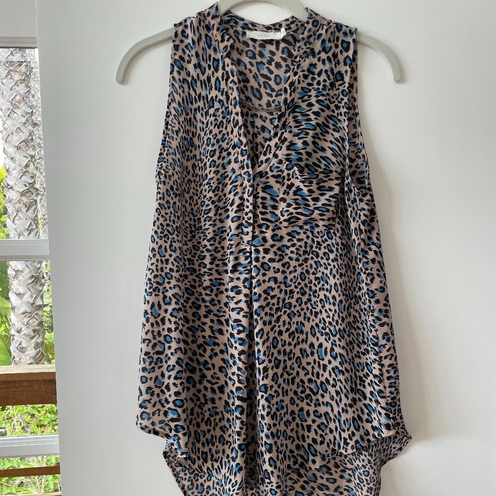 Lush Cheetah‎ Print Sleeveless High Low Blouse, V-Neck, Pink and Blue, Size XS